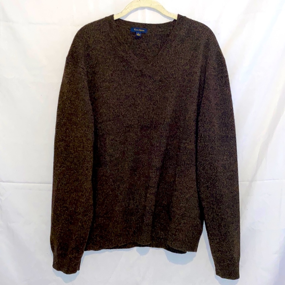 Super cozy brown sweater!